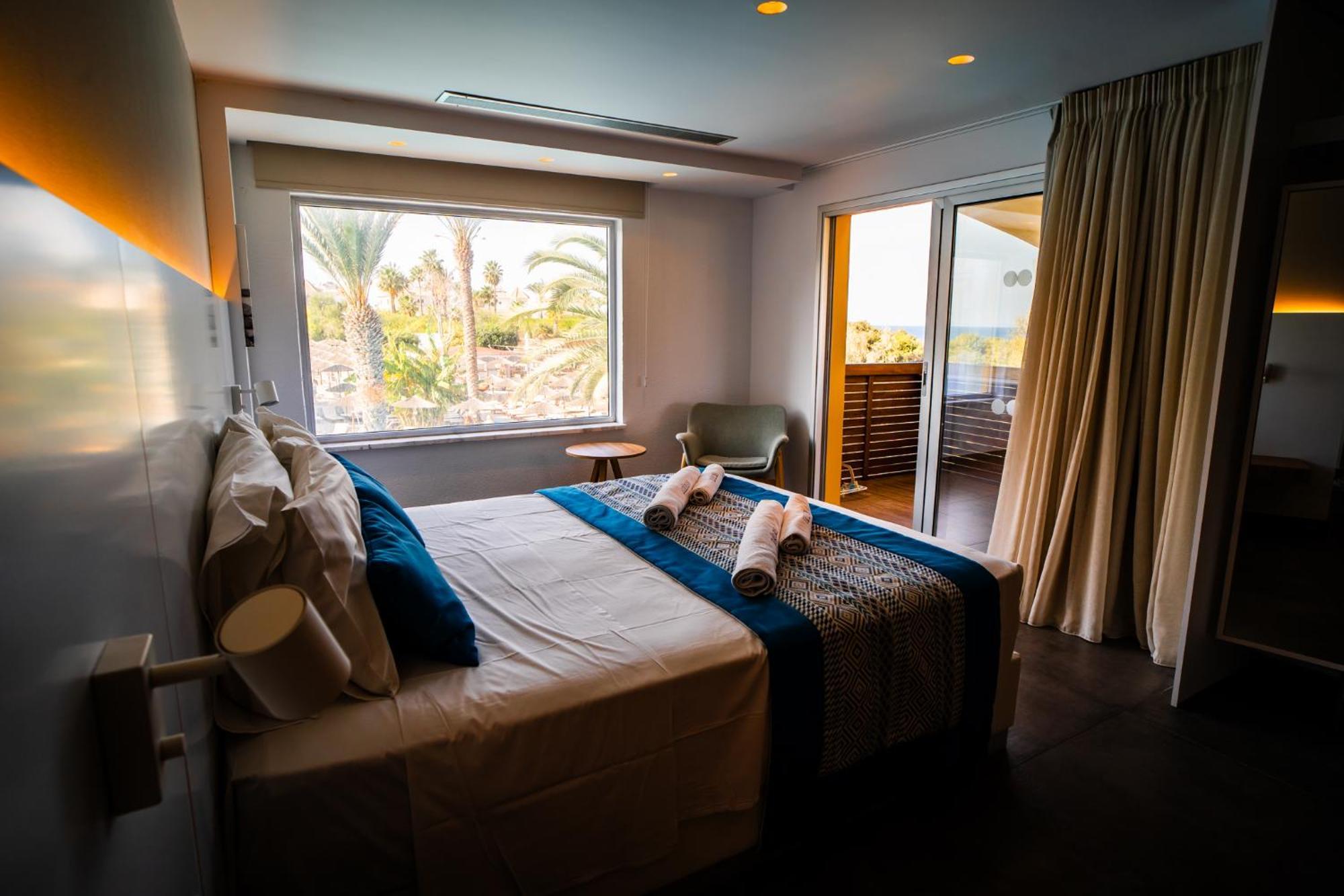 Malama Beach Holiday Village بروتاراس المظهر الخارجي الصورة